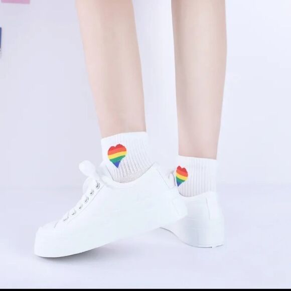 3PAIRS Women's Rainbow Stripe Crew Socks - Picture 4 of 6